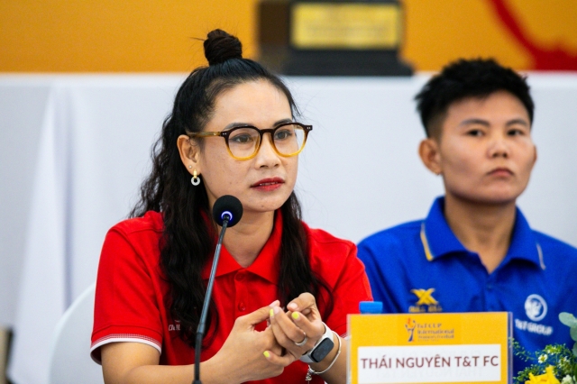 HLV Văn Thị Thanh tỏa sáng với chiến thắng đầu tay tại T&T Cup 2024